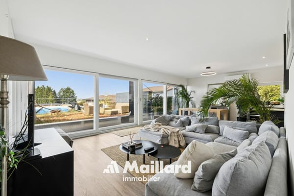 Superbe attique contemporain doté d'une terrasse privative de plus de 100 m² 12