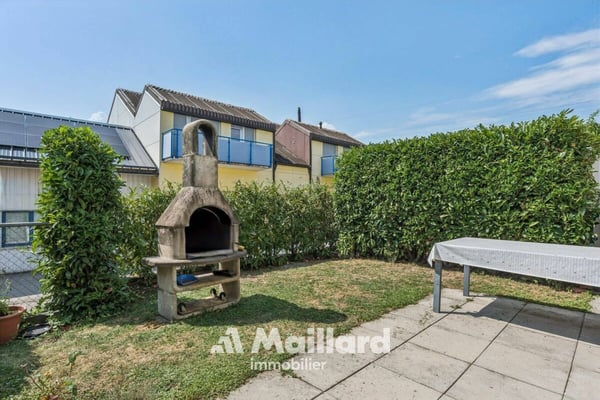 Charmante maison contiguë avec jardin à Perroy 10