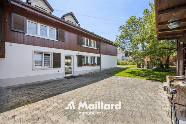 Courfaivre - Appartement paisible avec place de parc et jardin 8