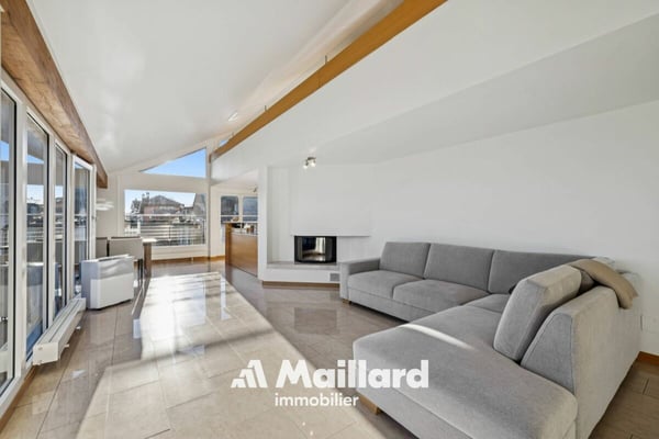 Superbe appartement de 4.5 pièces en attique face au lac Léman 3