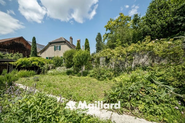Suchy - Maison villageoise de caractère avec jardin et grands volumes 9