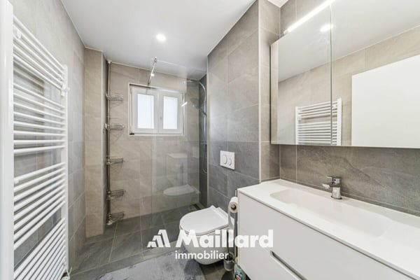 Valeyres-sous-Montagny - Maison individuelle de 2 appartements avec atelier et piscine 11