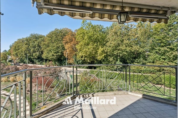 Yverdon - Spacieux 4.5 pièces de 124 m² avec balcon