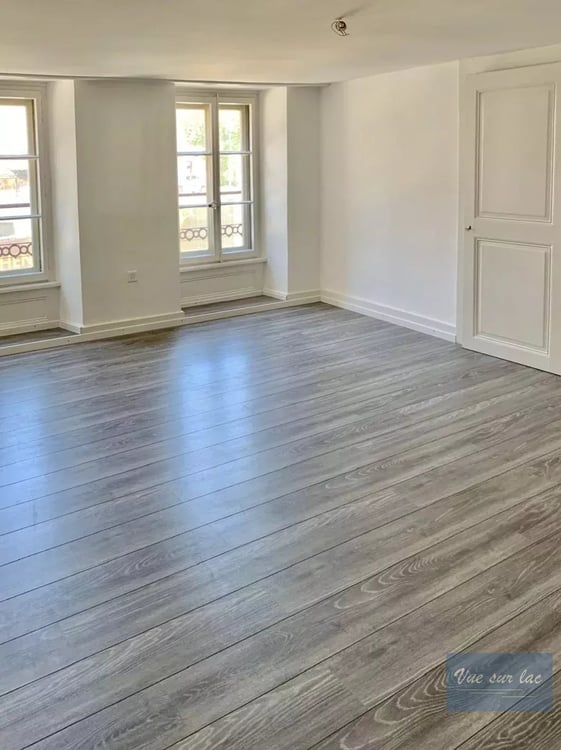 Bâtiment central, bon rendement locatif 8