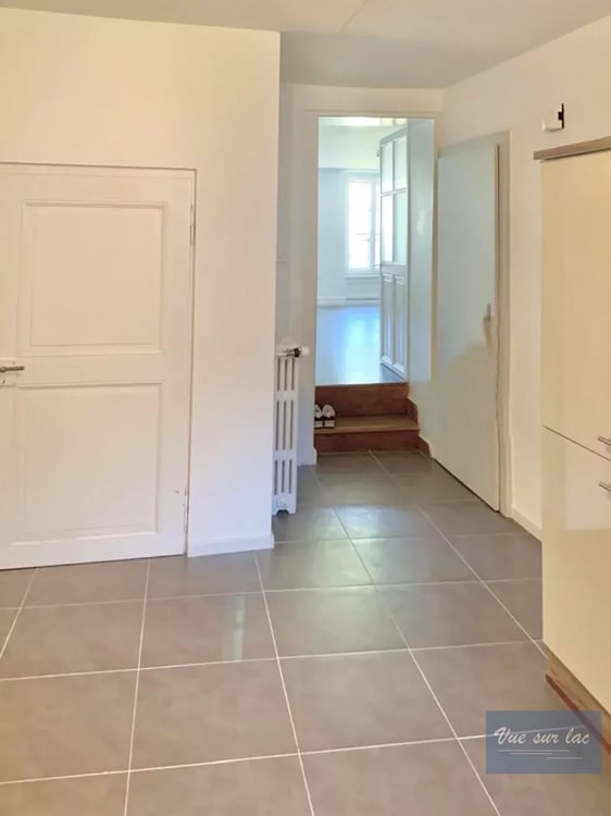 Bâtiment central, bon rendement locatif 11