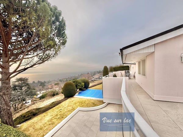 Prestigieuse Propriété d'Architecte avec Vue Panoramique 1