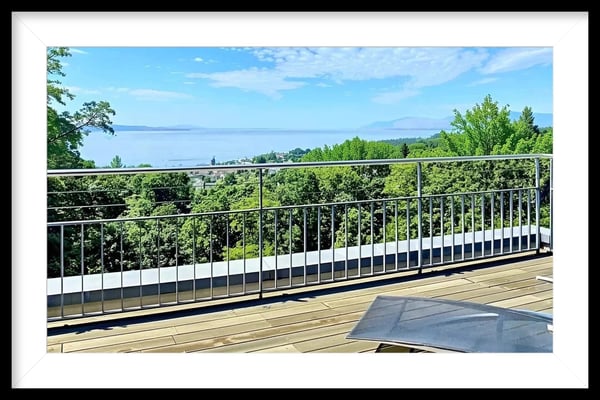 Attique moderne à Lutry avec vue panoramique 1