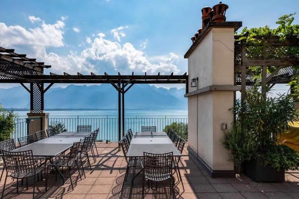 Sublime appartement rénové, cachet, confort, à deux pas du lac ! 8