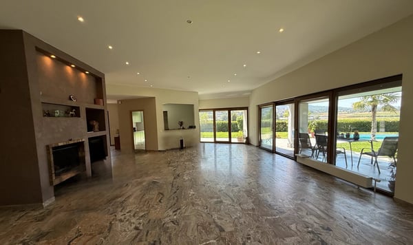 VILLA DE LUXE À VESSY AVEC VUE CAMPAGNE ET PISCINE 5