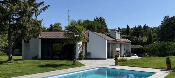 VILLA DE LUXE À VESSY AVEC VUE CAMPAGNE ET PISCINE 3