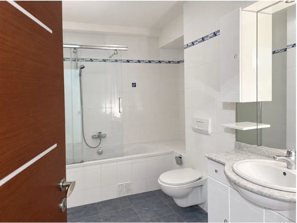 Spacieux appartement au centre de Montreux ? Face au lac ? Vente autorisée aux étrangers 10