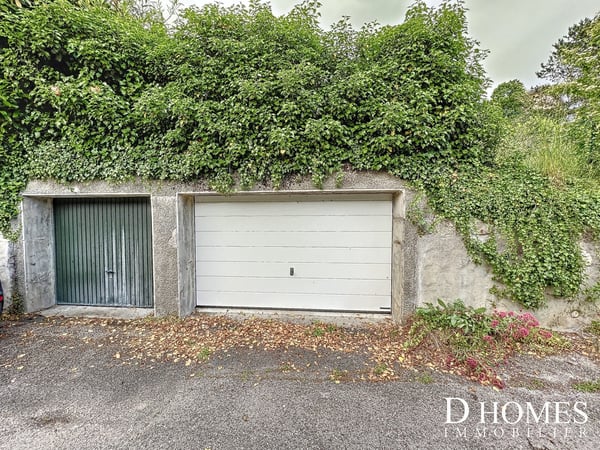 A LOUER - Garage box - Centre de Chailly 1