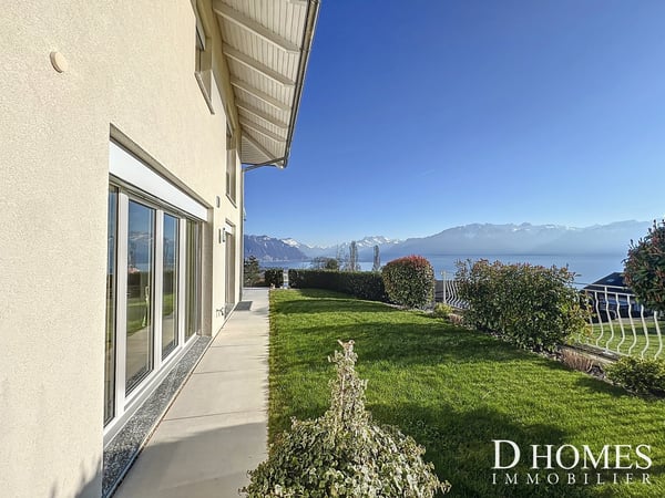 EN EXCLUSIVITÉ I Magnifique villa avec vue imprenable sur le lac 7