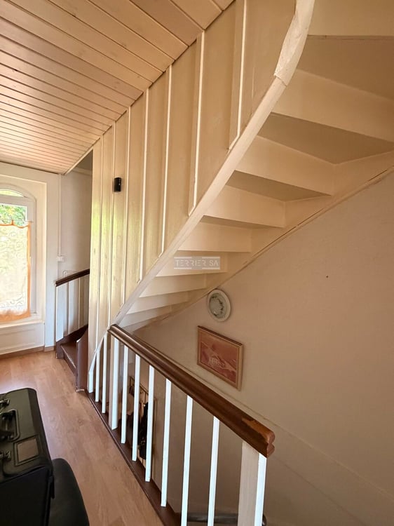 Charme et authenticité: ancienne villa Suchard avec jardin et garage 9