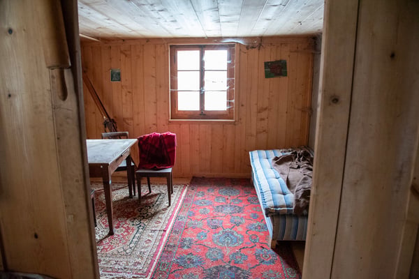 A rénover - Loge avec dégagement de 750 m2 7