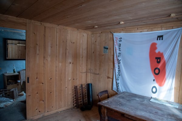 A rénover - Loge avec dégagement de 750 m2 8