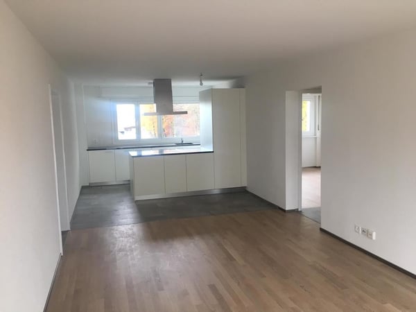 4.5 pièces au 2ème étage idéalement situé 1