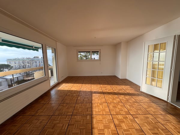 Magnifique appartement de 4,5 pièces avec magnifique vue à deux pas du lac, à La Tour-de-Peilz 2