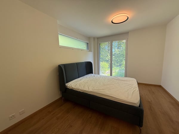 Beau 5.5 pièce neuf de stanting avec terrasse & jardin dans résidence avec piscine 12