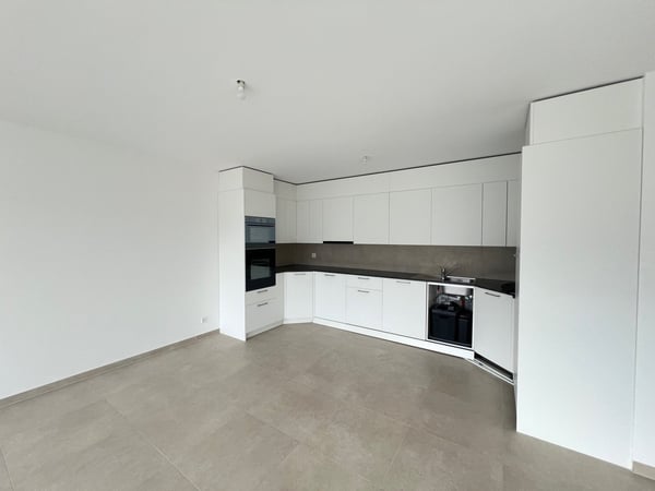 Beau 3.5 pièces avec balcon-terrasse dans résidence Minergie récente 3
