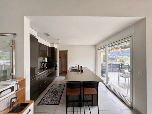 Spacieux appartement en duplex de 5.5 pièces à Noville 3