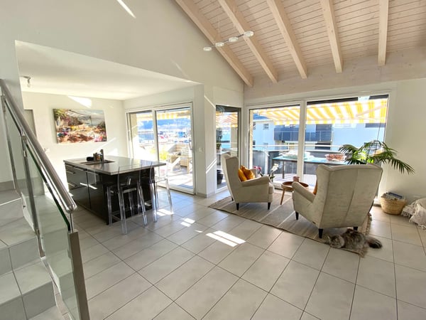 Spacieux appartement en duplex de 5.5 pièces à Noville 12