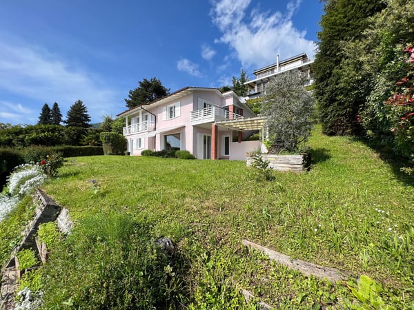 Route de Plantières 39 – Magnifique villa individuelle avec une vue imprenable sur le lac 1