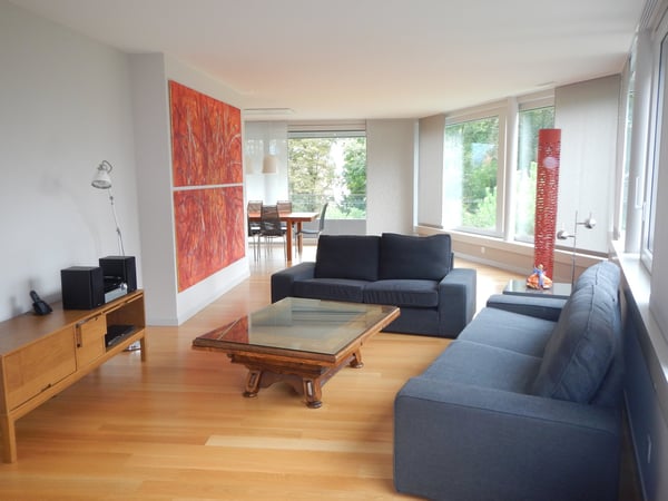 Spacieux appartement meublé de 4,5 pièces d'env. 160 m2 à La Tour-de-Peilz 2