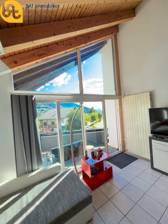 Vercorin - Roches-Hombes - R2 avec accès indépendant, beaux volumes et ambiance chalet 2