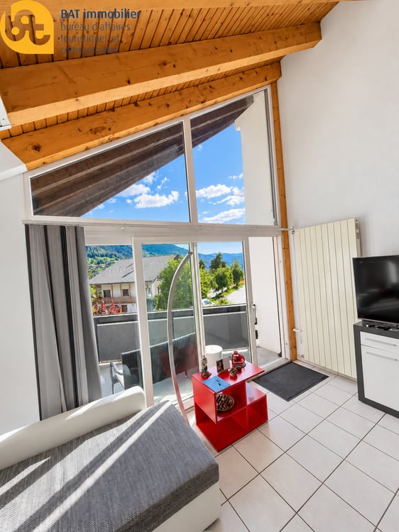 Vercorin - Roches-Hombes - R2 avec accès indépendant, beaux volumes et ambiance chalet 3