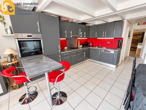 Vercorin - Roches-Hombes - R2 avec accès indépendant, beaux volumes et ambiance chalet 7