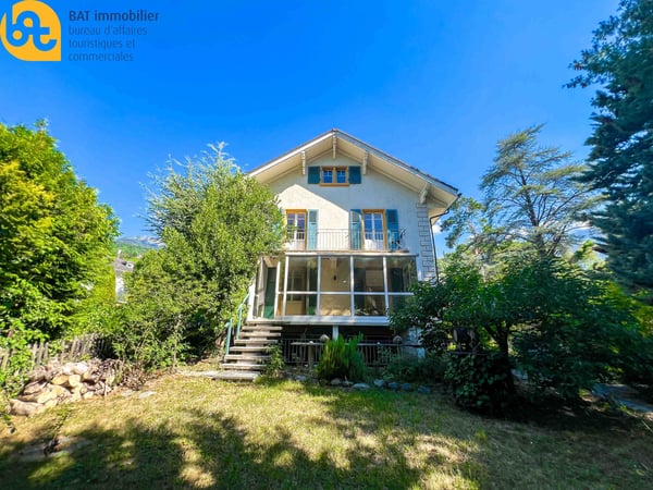 Villa à Veyras avec jardin et garage box