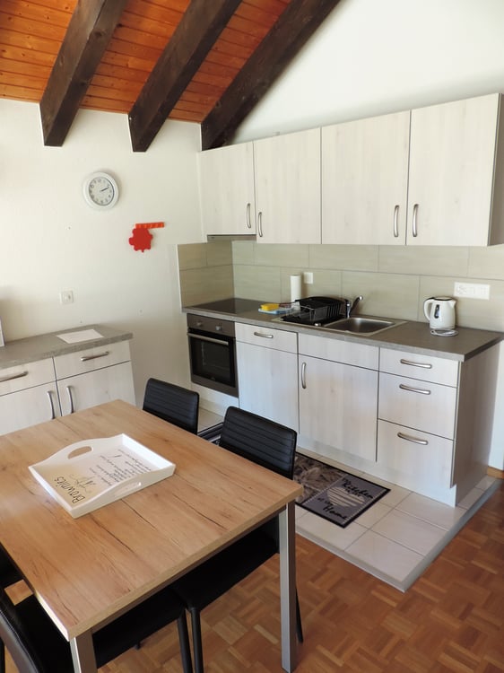 Appartement plein sud, 2 pièces sur le Mont de Vercorin - dès le 01.11.26 3