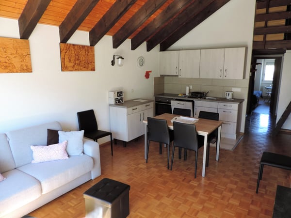 Appartement plein sud, 2 pièces sur le Mont de Vercorin - dès le 01.11.26 2