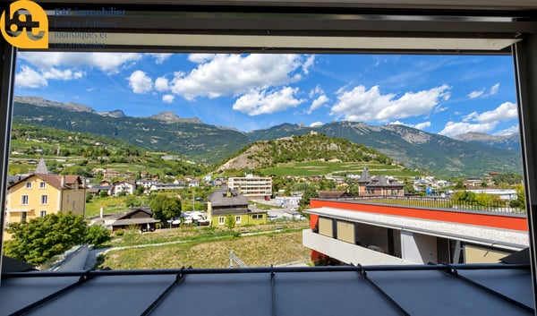 Sierre - Attique de 3 pièces avec superbe vue sur les montagnes 12