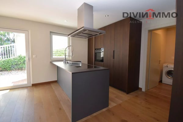 Luxury Apartment in Sierre with Modern Amenities 3