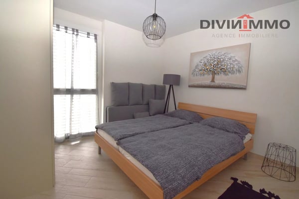 Bel appartement de standing au coeur du village avec deux garages 8