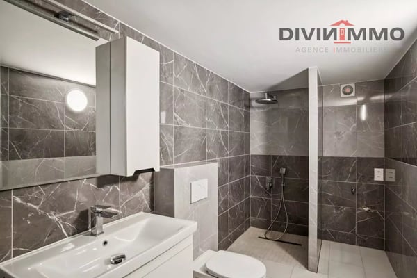 Appartement typique en rez-de-jardin 4