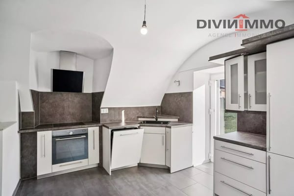 Appartement de 4.5 pièces typique en rez-de-jardin 2