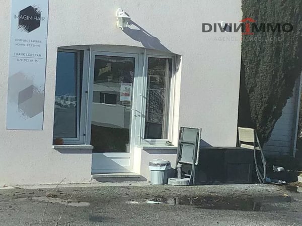 Local commercial au coeur de Chalais 2