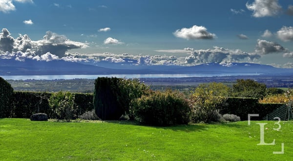 Appartement avec jardin et vue panoramique sur le lac 2