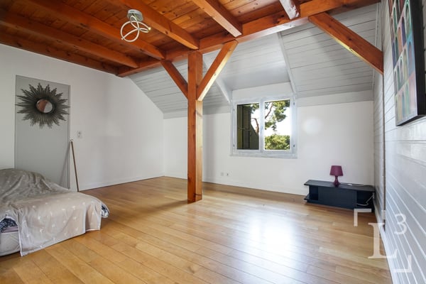 Spacieuse propriété avec grand jardin et vue sur les Alpes 11