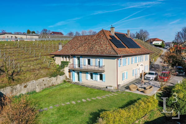 Coup de coeur! Propriété de charme avec vue dégagée 2