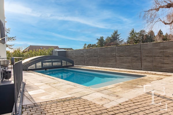 Spacieuse villa familiale avec piscine + studio 4