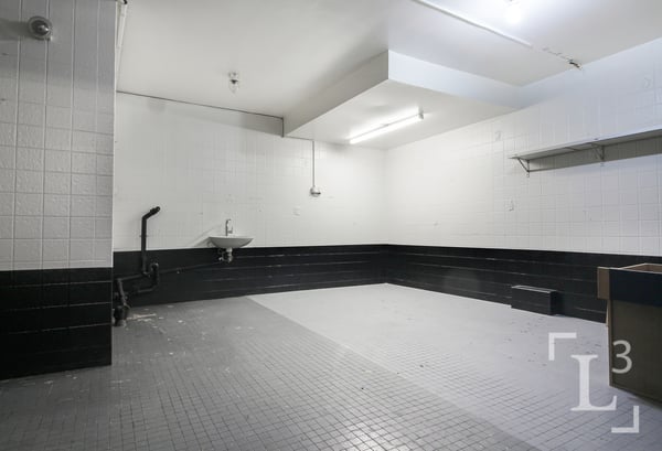 Immeuble mixte avec local commercial et appartements 8