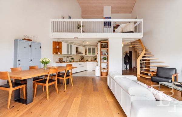 Spacieux duplex en attique avec balcon + un potager! 5
