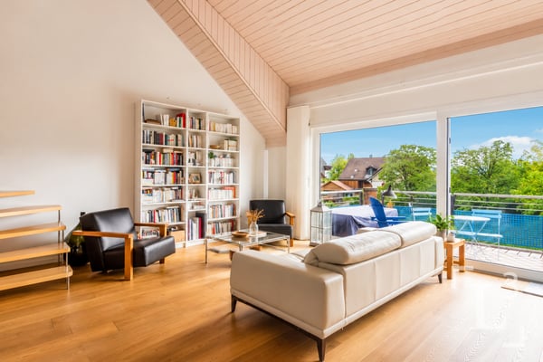 Spacieux duplex en attique avec balcon + un potager! 3