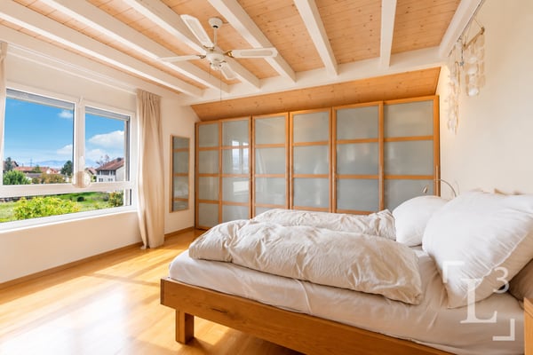 Spacieux duplex en attique avec balcon + un potager! 7