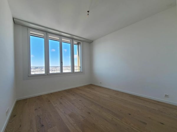 Plugin 4 - Appartement 5.5 pièces au 12ème étage 15
