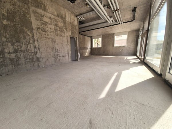 Prairie 2 - Surfaces commerciales de 82 m2 à 171 m2 au rez-de-chaussée 4